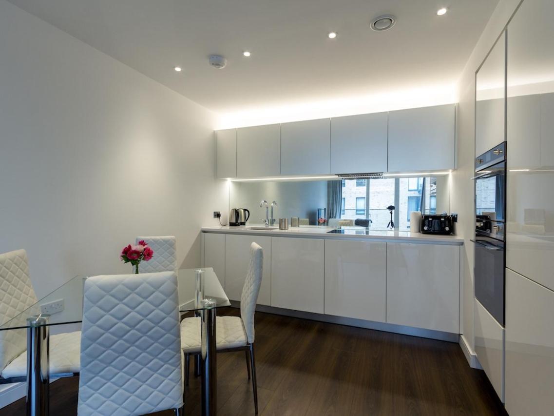 Blissful One Bed Near The River Kew Exterior photo
